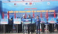 Tỉnh đoàn Khánh Hoà trao biểu trưng “Đường hoa thanh niên” trị giá 20 triệu đồng