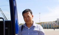 Ai đi nhờ chuyên cơ?