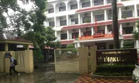 Ðoàn công tác của Bộ GD&ÐT làm việc thâu đêm tại Lạng Sơn. Ảnh: Duy Chiến.