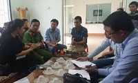 Tòa chuyển hồ sơ giáo viên kiện trường cho công an