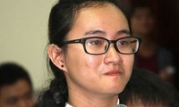 Nữ sinh Phạm Song Toàn