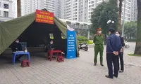 Chốt xử lý vi phạm tại phường Vĩnh Tuy (Hà Nội)