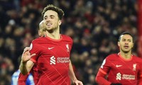 Jota ghi cú đúp, Liverpool tiếp tục bám đuổi Man City