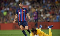 Theo chân Real Madrid, Barca cũng trắng tay trước nhược tiểu