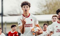 &apos;Thần đồng&apos; gốc Malaysia ghi hat-trick, đội trẻ MU thắng Liverpool 9-1