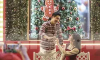 Không khí Noel đến sớm ngập tràn, giới trẻ TPHCM mê mẩn check-in