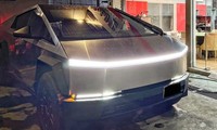 Bán tải điện Tesla Cybertruck đầu tiên về Việt Nam