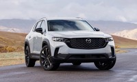 Mazda trên đà phá kỷ lục doanh số nhờ xe hybrid