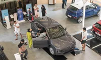 Doanh số ô tô tại Việt Nam suy giảm ở nhiều phân khúc