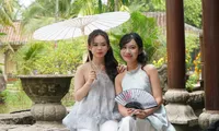 Giới trẻ tấp nập đến cù lao ở TPHCM chụp ảnh Tết 
