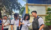 Thi tuyển lớp 10 tại TPHCM: Những vật dụng nào cấm mang vào phòng thi?