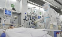 TPHCM 24/7: Ca COVID-19 tăng vọt, có người tử vong; Tin mới vụ bỏ thi thể mẹ ngoài đường