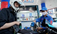 Giá xăng, dầu dự báo tăng nhẹ vào chiều nay