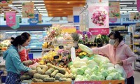 Bộ Tài chính yêu cầu gấp rút xây dựng phương án giảm 2% thuế VAT