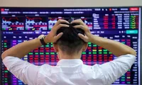 Chứng khoán toàn cầu chao đảo, VN-Index lao dốc