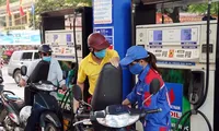 Giá xăng dầu đồng loạt tăng