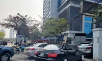 Khủng hoảng nhân sự đăng kiểm khiến nhiều trung tâm đang ùn tắc. Ảnh chụp tại Trung tâm 29-03V (Cầu Giấy, Hà Nội). Ảnh: Ngọc Mai