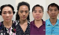 Bà Trương Mỹ Lan (ngoài cùng bên trái) tại Cơ quan điều tra. Ảnh: CA cung cấp