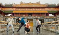 &apos;Du lịch chậm&apos; cùng nhóm bạn trẻ ở Huế 