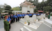 Những gương sáng vì cộng đồng 