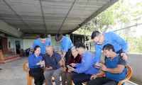 Gõ từng nhà triển khai &apos;Bình dân học vụ số&apos;