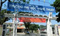 ĐH Huế đã yêu cầu trường ĐH Nghệ thuật Huế kiểm điểm, làm rõ trách nhiệm của hiệu trưởng, phó hiệu trưởng phụ trách đào tạo tại khoa Điêu khắc.