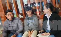 Yêu cầu báo cáo vụ học sinh bị thầy giáo đánh: Chẳng may khua tay hay dùng roi quất?