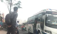  Sở GTVT kiến nghị xử lý nạn &apos;xe dù bến cóc&apos; gia tăng ở TPHCM