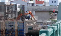 Bị &apos;treo&apos; gần 3 năm, cầu 748 tỷ đồng ở khu Nam TPHCM sắp thông xe