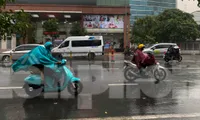 TPHCM mưa dông liên tiếp