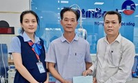 Bất ngờ nhận 300 triệu đồng, người đàn ông ở Lâm Đồng tìm người chuyển nhầm