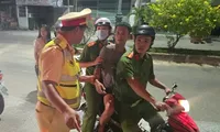 Bắt đối tượng hành hung dã man 2 học sinh tại quán game ở TPHCM