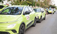 Khiển trách giám đốc taxi điện Cà Mau đập bàn, phát ngôn không chuẩn mực với cấp dưới