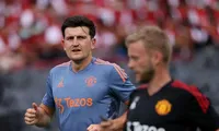 Harry Maguire tiếp tục giữ băng đội trưởng của MU