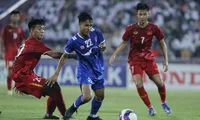 AFC tôn vinh hàng thủ U17 Việt Nam