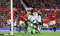MU thua trên sân nhà trước Fulham 