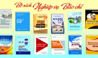 Bộ 30 cuốn sách về nghiệp vụ báo chí, truyền thông