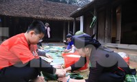 Khám phá Tết cổ truyền bằng công nghệ thực tế ảo