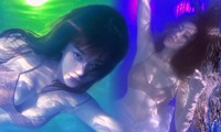 Phương Oanh thả dáng nóng bỏng với bộ ảnh gợi cảm dưới nước