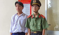Giả danh công an thu tiền của tiệm cầm đồ