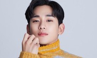 Fan bỏ 126.000 USD để chụp ảnh với Kim Soo Hyun