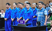 Vụ buôn lậu đất hiếm gây thiệt hại 736 tỷ đồng: Cựu Thứ trưởng Bộ TN&MT được đề nghị án treo