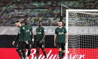 Tottenham lại rơi điểm, Mourinho nổi cơn tam bành