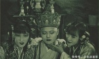 Từng có phiên bản ‘Tây Du Ký’ kinh dị, hở hang, chỉ phát sóng 1 tập đã bị cấm chiếu
