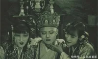 Từng có phiên bản ‘Tây Du Ký’ kinh dị, hở hang, chỉ phát sóng 1 tập đã bị cấm chiếu