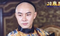 Chỉ vì một câu nói mà &apos;Vi Tiểu Bảo&apos; Trương Vệ Kiện quyết để đầu trọc suốt 25 năm