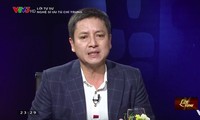 MC Phí Linh rơi nước mắt khi nghe NSƯT Chí Trung chia sẻ về vợ cũ và ly hôn