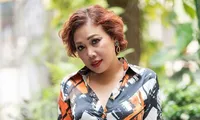Showbiz 7/6: Siu Black tái hợp chồng cũ, vui đời làm rẫy nuôi heo sau biến cố 