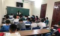 Lớp học tại một trung tâm bồi dưỡng văn hóa. Ảnh Minh họa