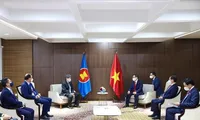 Thủ tướng Phạm Minh Chính tiếp Tổng Thư ký ASEAN Lim Jock Hoi nhân dịp tham dự Hội nghị các nhà lãnh đạo ASEAN tại trụ sở Ban Thư ký ASEAN ở Indonesia tháng 4/2021 